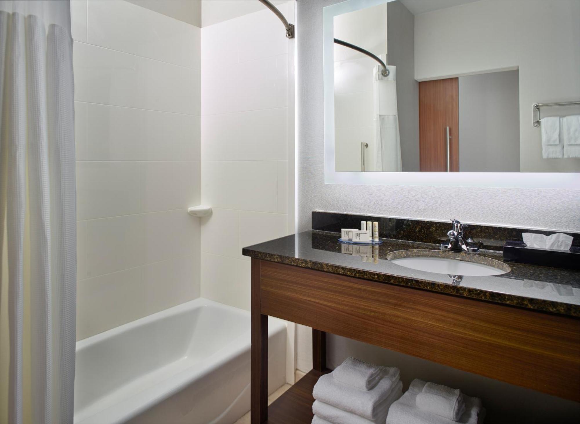 Fairfield Inn & Suites By Marriott Asheville Airport/Флетчер Экстерьер фото