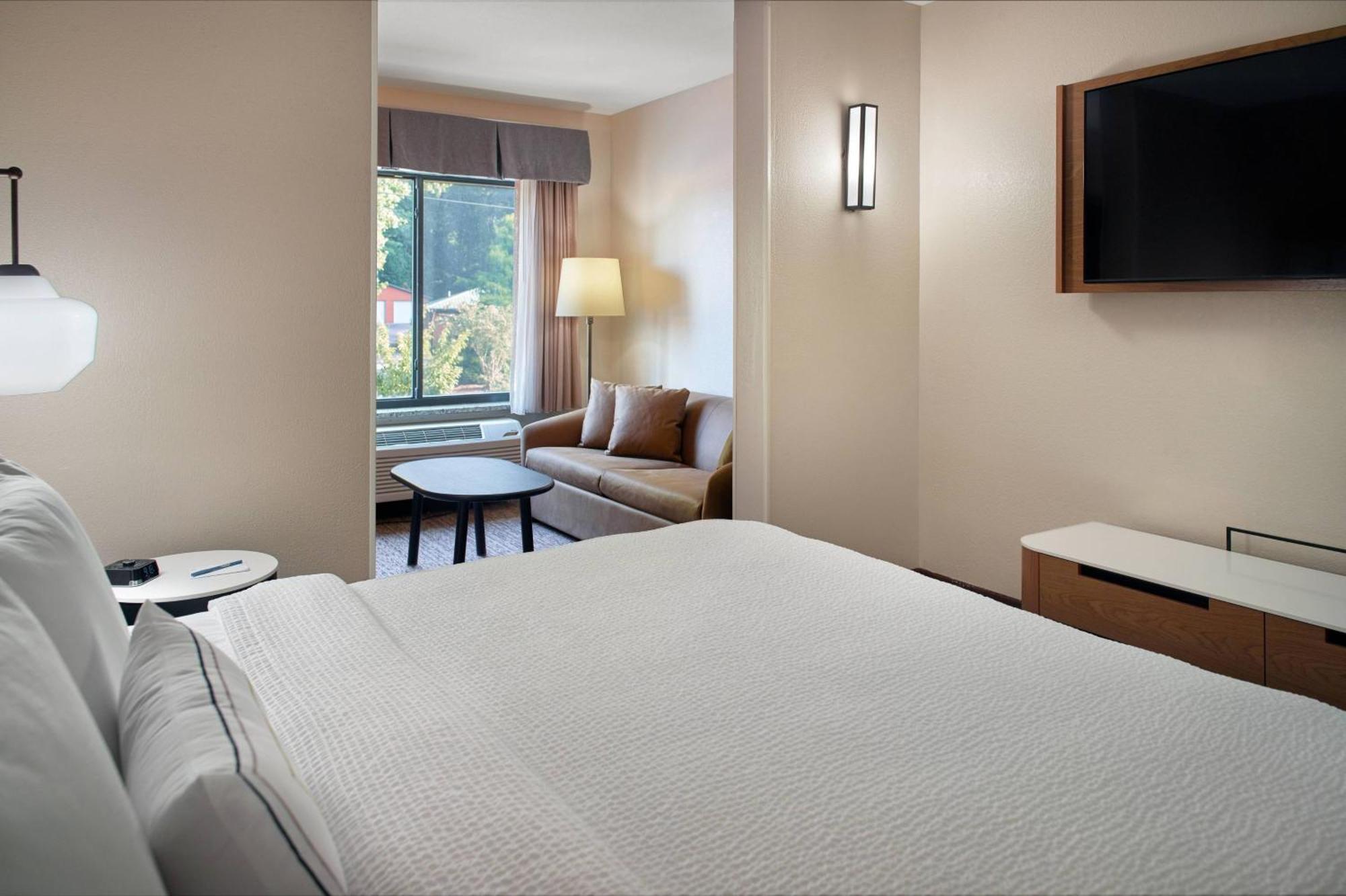 Fairfield Inn & Suites By Marriott Asheville Airport/Флетчер Экстерьер фото